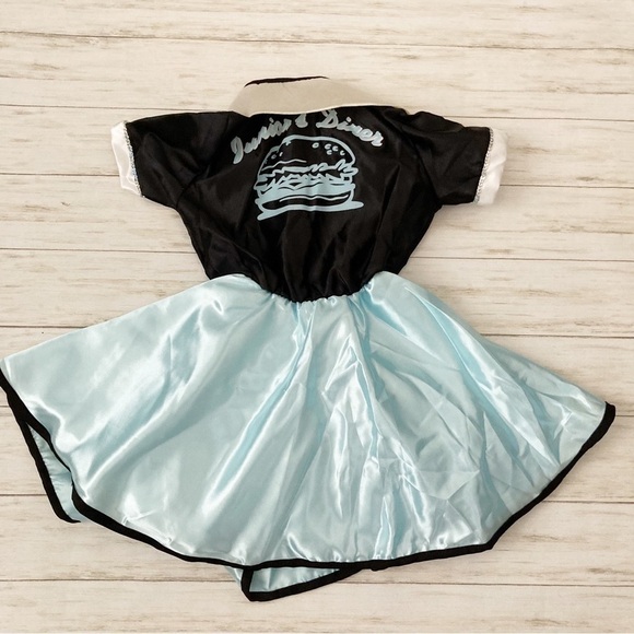 Carhop Girl Costume - Picture 3 of 5